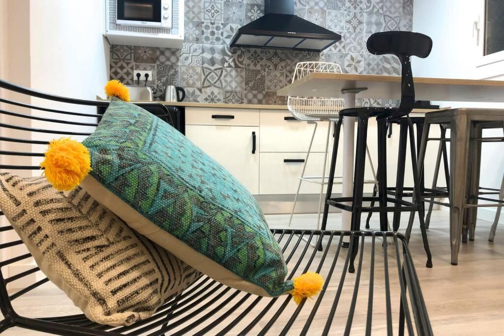 M5 Cool Terrace. Metro 1 Min. Center 15' By Metro Apartment Esplugues de Llobregat Ngoại thất bức ảnh