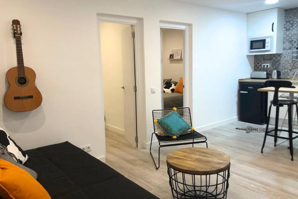 M5 Cool Terrace. Metro 1 Min. Center 15' By Metro Apartment Esplugues de Llobregat Ngoại thất bức ảnh